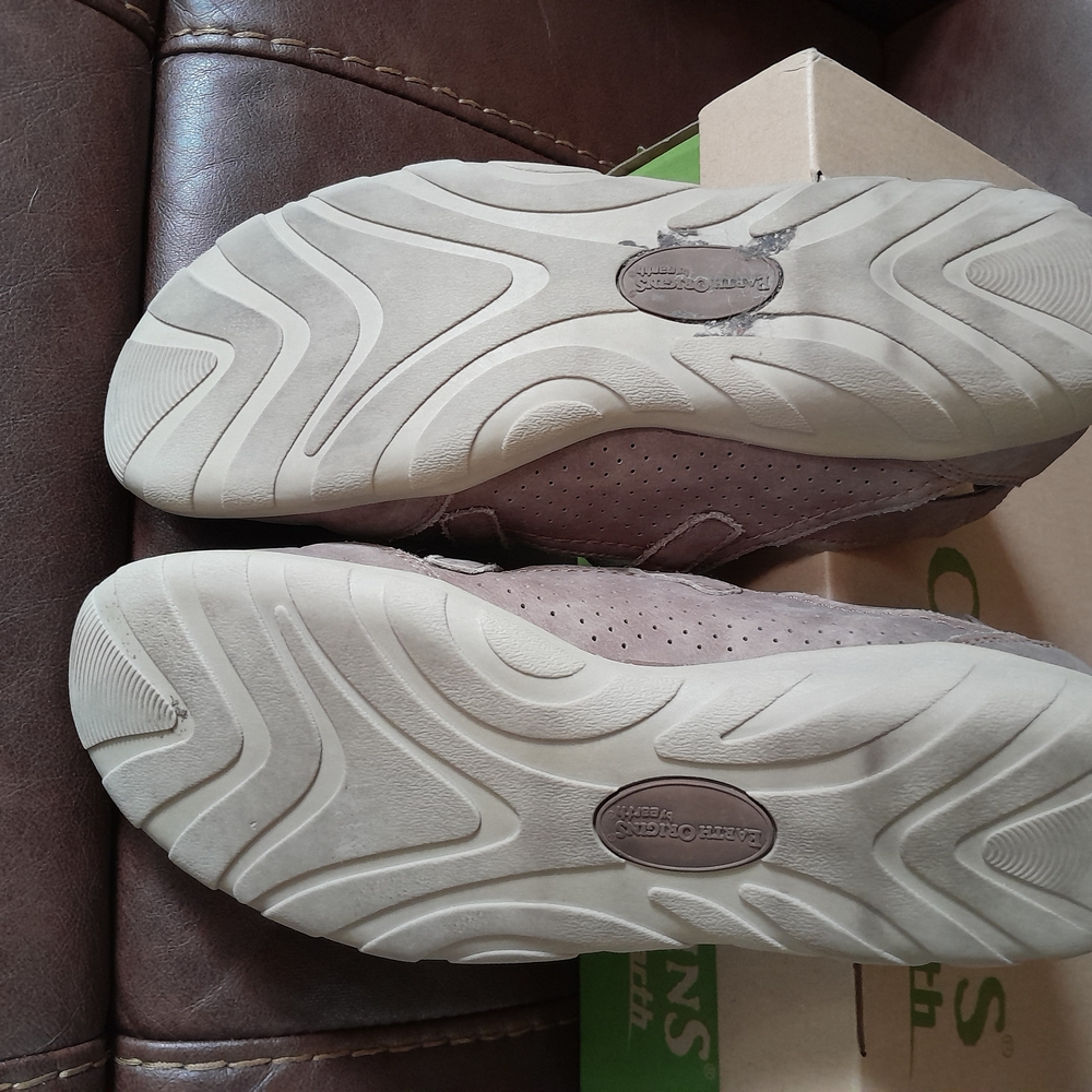 Earth Origins Taupe Flats - Picture 3 of 3